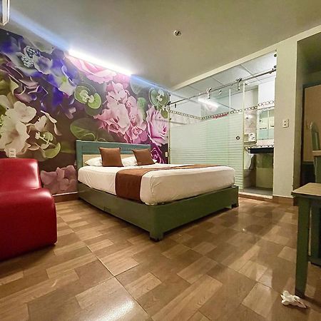 Cozi Hotel Hai Phong Bagian luar foto