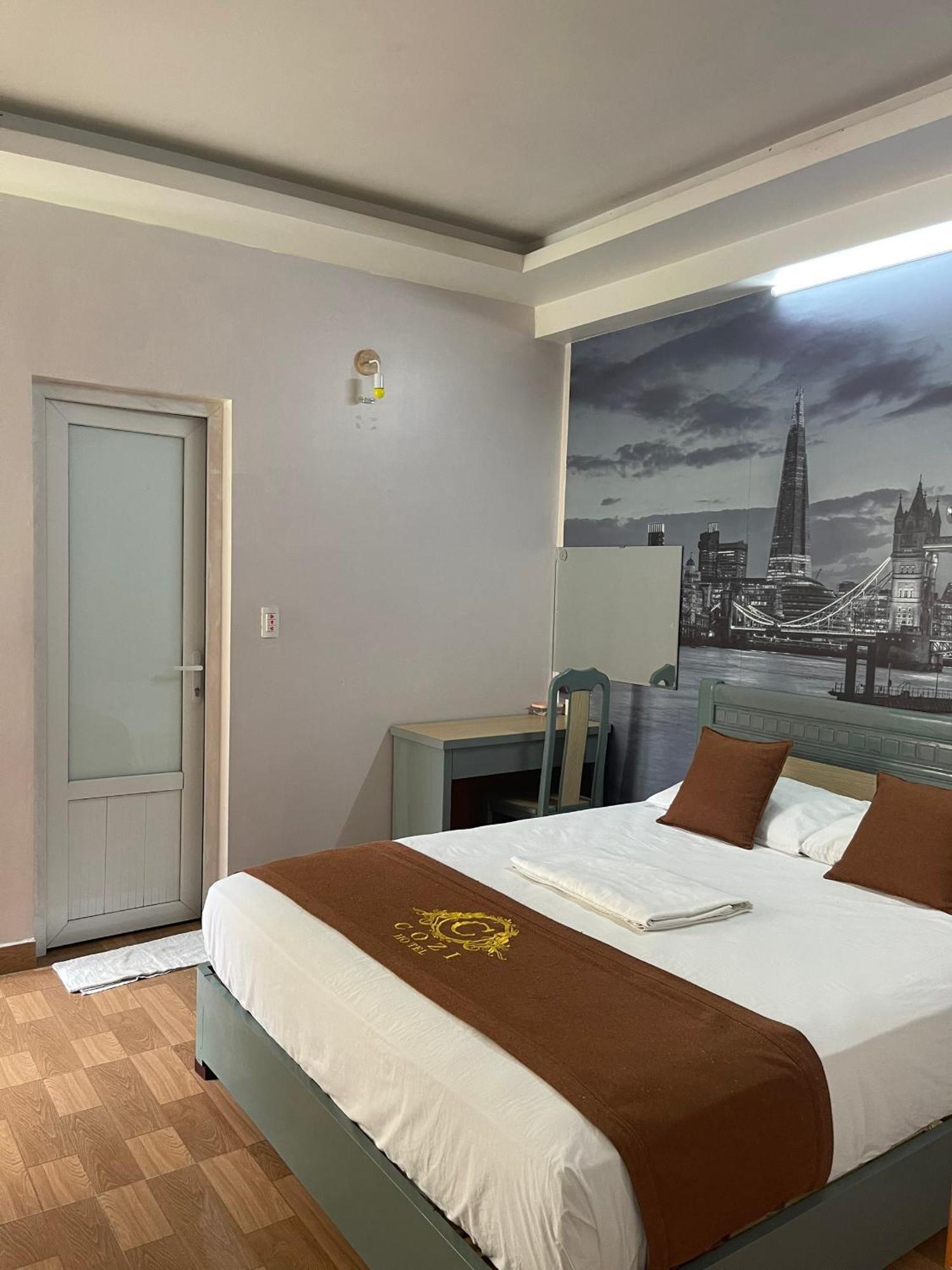 Cozi Hotel Hai Phong Bagian luar foto