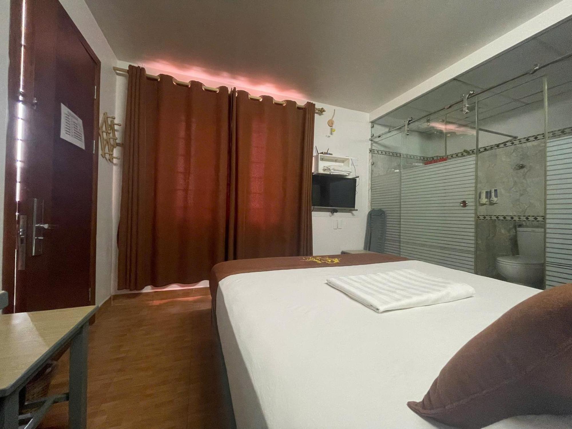 Cozi Hotel Hai Phong Bagian luar foto