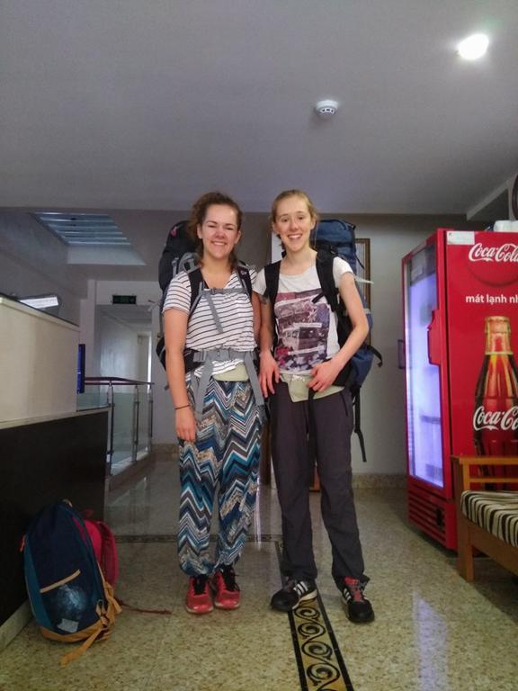 Cozi Hotel Hai Phong Bagian luar foto