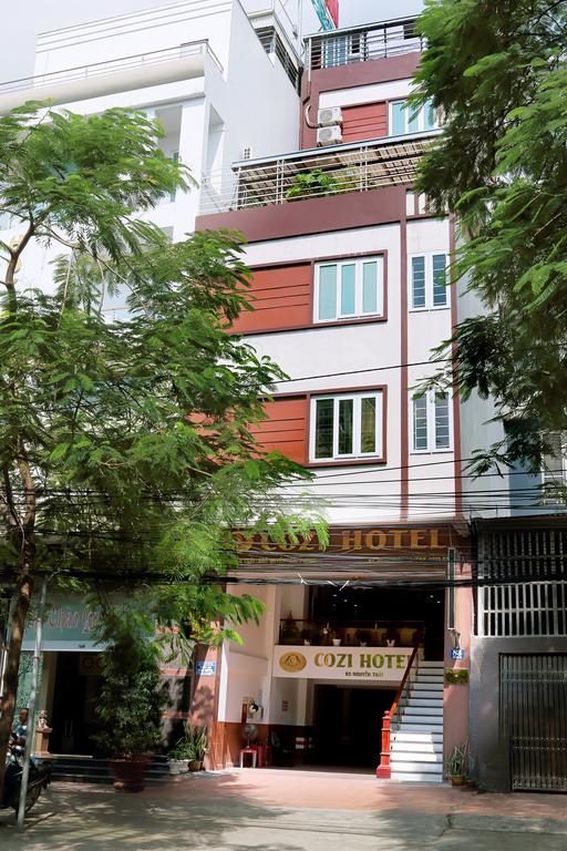 Cozi Hotel Hai Phong Bagian luar foto